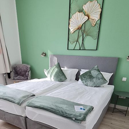Hotel Herrenhof Lubeck Bagian luar foto