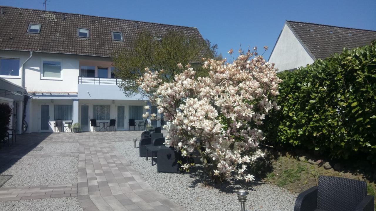 Hotel Herrenhof Lubeck Bagian luar foto